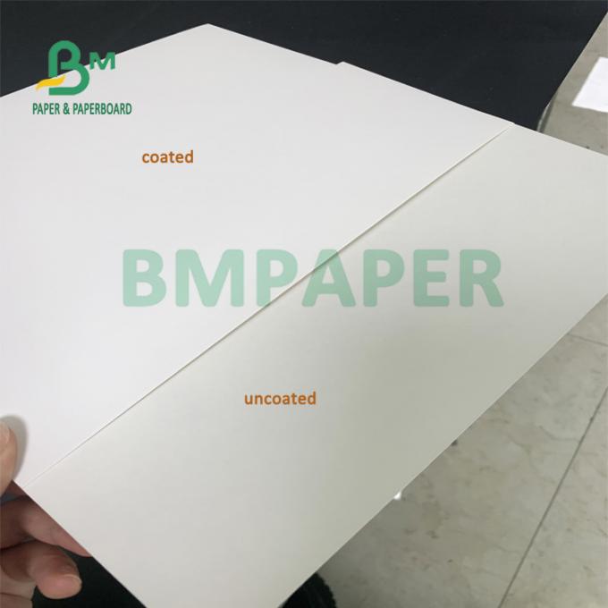 O lado maioria alto da placa uma do produto comestível revestiu Eco - 325gsm amigável