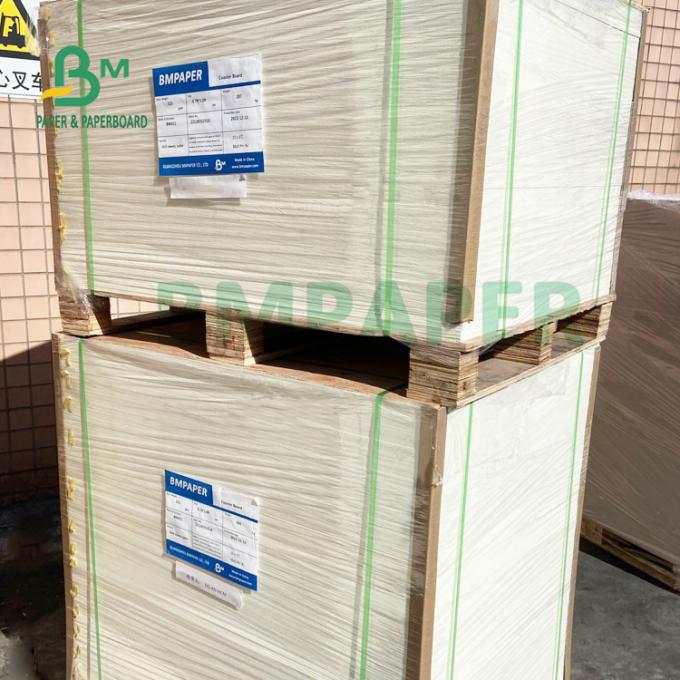Cartão de papel do absorvente sem revestimento frente e verso de 0.7mm para a pousa-copos do café 460 x 610mm