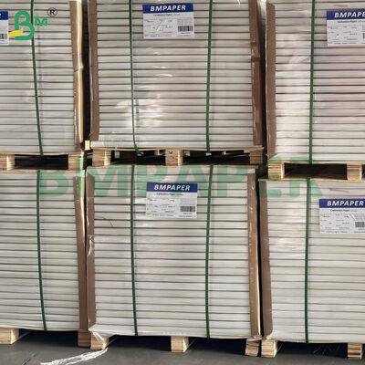 Cartões de papelão com núcleo preto brilhante branco revestido em ambos os lados de 280gsm