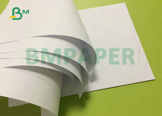 Creme Olá!-volumoso e papel branco do livro da cor com espessura diferente
