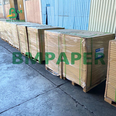 tampa branca lustrosa de 200G 250G Couche Art Paper Sheet For Booklet