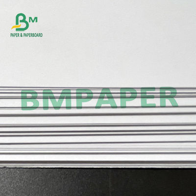 Bom papel deslocado branco de estabilidade dimensional usado nos folhetos