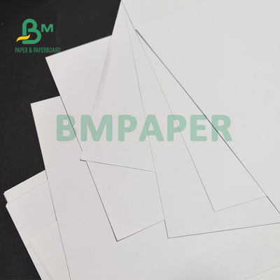 120gsm 160gsm deslocou o papel bond para a superfície lisa dos folhetos 890mm