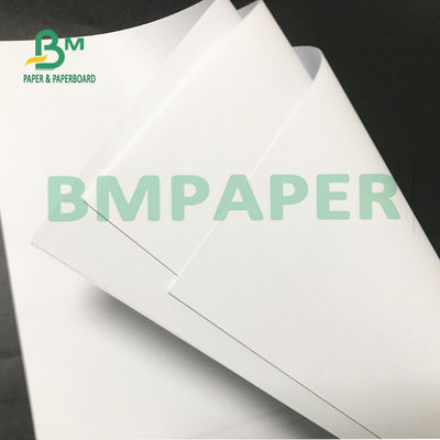 Papel sem revestimento imprimível do ODM Woodfree do OEM para cadernos
