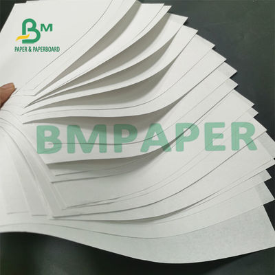 Material branco de pouco peso da polpa do Virgin do rolo 50gsm 53gsm do papel de ligação