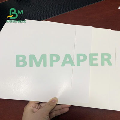 A madeira do Virgin reduz a polpa a folha branca do papel do cartão lisa para o cartão 610mm x 860mm do convite