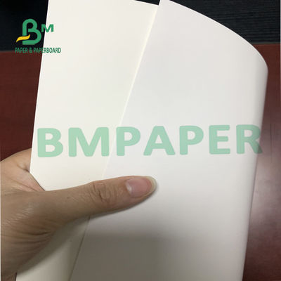 A madeira do Virgin reduz a polpa a folha branca do papel do cartão lisa para o cartão 610mm x 860mm do convite