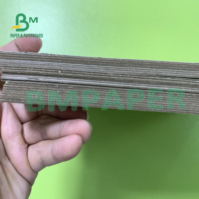 Ambos os lados Grey Back Straw Board Recycled reduzem a polpa o material para a caixa de sapatas 0.45mm - 3.0mm
