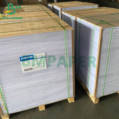 Tamanho 635mm x 900mm do papel lustroso 80G 90G 100G 115G de Matte Coated C2S