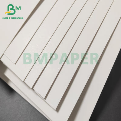O lado da placa de papel 250-400gsm um de FBB C1S SBS revestiu para o calendário