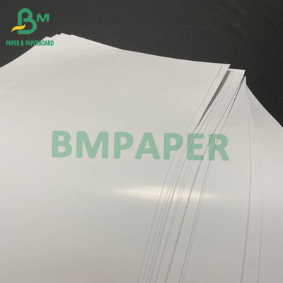 157gsm Art Paper branco C1S C2S 54 polegadas de comprimento largo de X 210m 3 polegadas de núcleo