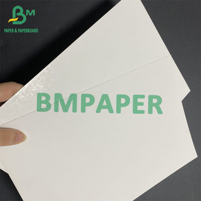 A placa de papel do marfim SBS, um lado revestiu o Livro Branco 350gsm 375gsm 70cm x 100cm