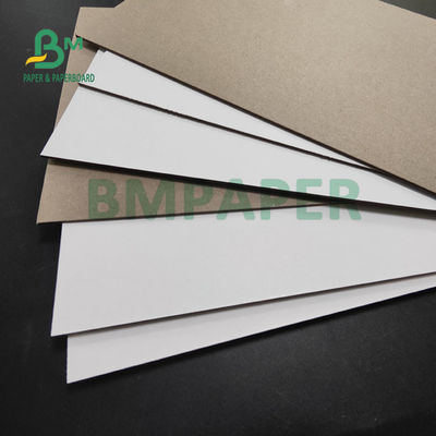 1.5mm 2mm laminou a placa de papel rígida com um branco 1m x 1.3m da cara