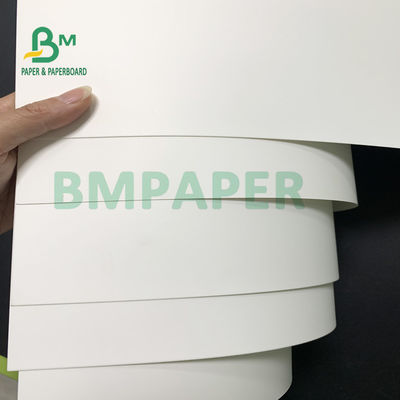 Folhas de papel sintéticas brancas lustrosas, papel da etiqueta do ANIMAL DE ESTIMAÇÃO impermeável para a impressão