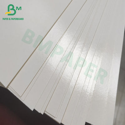 os papéis revestidos do PE 250g + 15g para copos das placas de papel rolam utensílios de mesa