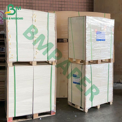 placa 390gsm de papel sem revestimento branca para a esteira 624 x 860mm da cerveja das pousas-copos da bebida