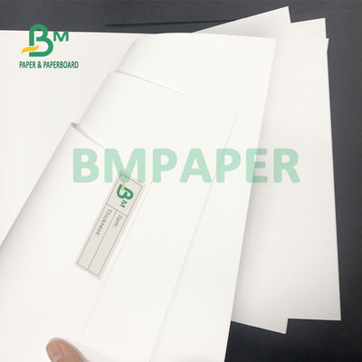 Resistência de rasgo Rich Mineral Paper 100um 120um 140um para panfletos