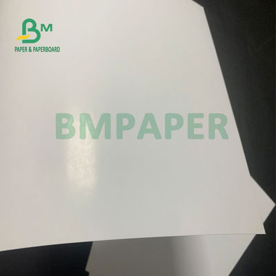 O brilho deslocado Couche C2S Art Paper 90gsm 115gsm revestiu com o material do Woodpulp