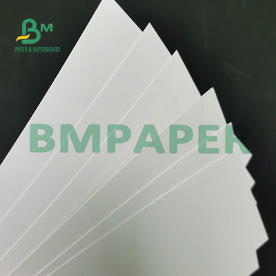 Um produto comestível impermeável 295g da folha revestida branca lateral do rolo do papel do congelador para o pão