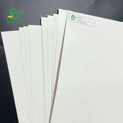 Um rolo de papel 275gsm 325gsm do congelador revestido do lado para o alimento de embalagem