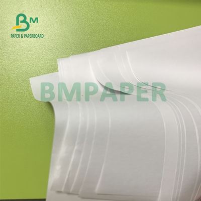 Rolo de papel térmico branco de superfície liso 77gsm 80gsm para a etiqueta da logística