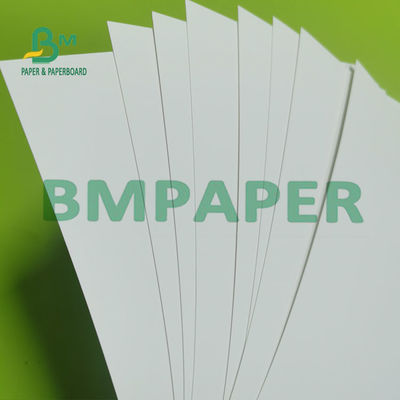 325g 37 o × 25&quot; o rolo de papel do congelador, placa revestida branca descorada do produto comestível lubrifica resistente