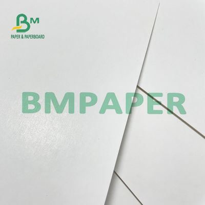 O brilho revestido bilateral branco laminou o papel 2mm do cartão para a caixa cosmética