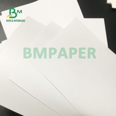 70gsm 75gsm Woodfree sem revestimento branco bons 700mm x 1000mm lisos de papel