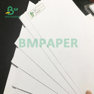 rolo de papel bond branco de 60gsm 65gsm, papel imprimindo deslocado branco para o catálogo 8,5 x 11 polegadas