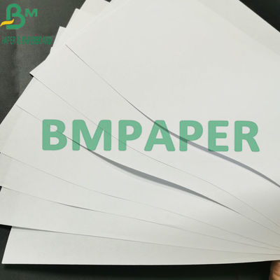 do rolo branco sem revestimento do papel de ligação de 60g 70g a brancura alta deslocou a impressão para folhetos