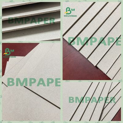 1,5 milímetros reciclaram Grey Laminated Cardboard For Covers sem revestimento