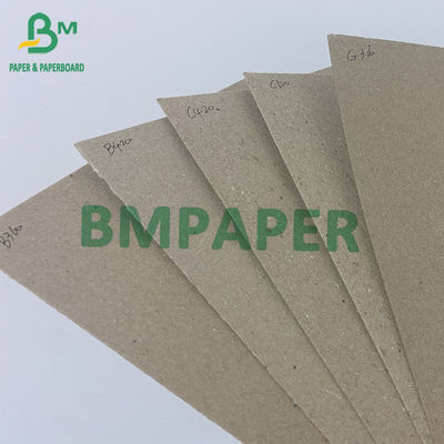 Papel de embalagem reciclado Rolls Slitted da polpa para fazer materiais do papel de núcleo dos núcleos 360g 420g 500g
