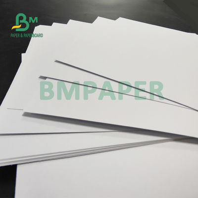 350 gm 400 gm Cartão não revestido Para Hangtag 720 X 1020 mm Alta brancura