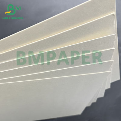 0.7mm / 1.4mm 24&quot; * 38&quot; Material de embalagem de papel simples absorvente
