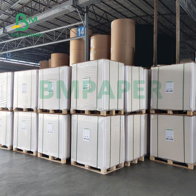 Papel Kraft branco branqueado de 70 gm para sacos de compras 700 x 1000 mm Boa resistência