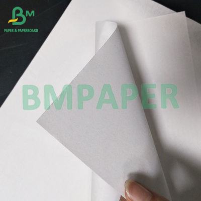 Papel branco sem madeira para livros e manuais