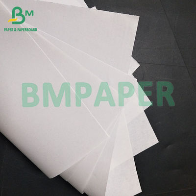 Papel branco sem madeira para livros e manuais