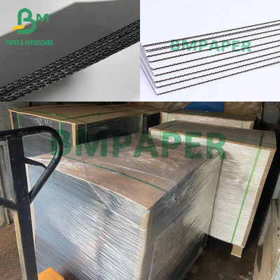 Folhas de papelão ondulado preto / branco 3 camadas de folha de flauta F de cores 700mm X 1000mm