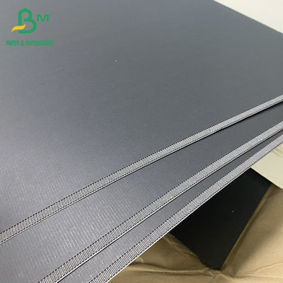 Folhas de papelão ondulado preto / branco 3 camadas de folha de flauta F de cores 700mm X 1000mm