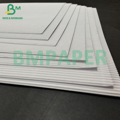120 +120 GSM 1MM Espessuras Branco Cartão ondulado de duas camadas de lado único E para caixa cosmética