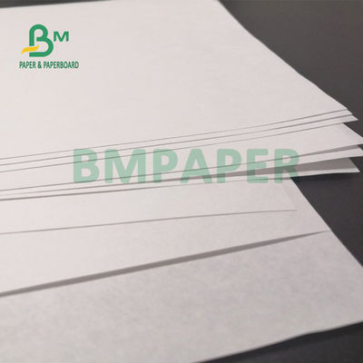 Papel Kraft branco de 70 gm para sacos de compras Boa rigidez 700 x 1000 mm