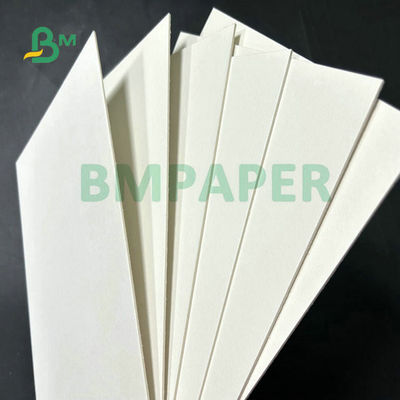 70 x 100 cm 100% Fibras primárias 1,5 mm 2 mm Espessura Papel absorvente para fazer subterrâneas