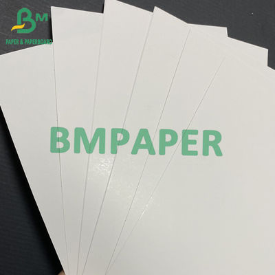 Papelão branco de qualidade alimentar congelado 15g Painéis revestidos de PE único Personalizar folhas grandes