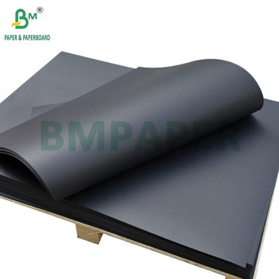 150 gm 180 gm Papel de cartão preto para sacos de compras Resistente a dobras 70 x 100 cm