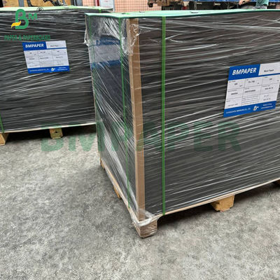 150 gm 180 gm Papel de cartão preto para sacos de compras Resistente a dobras 70 x 100 cm