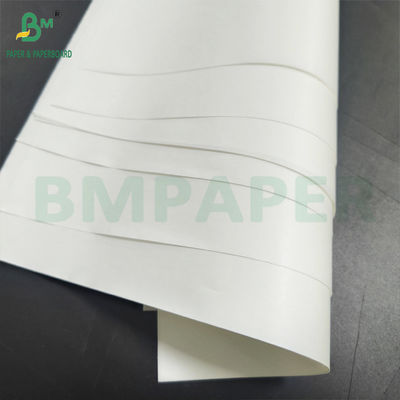 Papel de revestimento de bandejas de alimentos de grau 3 de 35 gm de 40 gm de papel resistente a gordura
