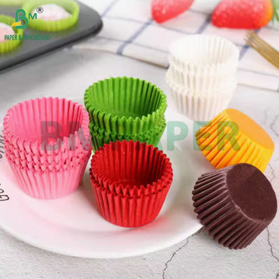 40g de papel colorido à prova de gordura Cupcake Forro para fazer copos de muffin descartáveis