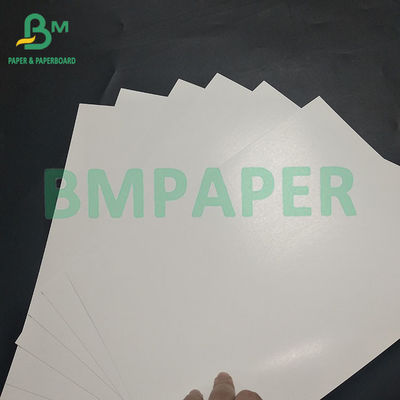 330 g de papel de cartão de jogo preto-azul duplo lado revestido