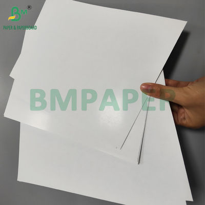 Tabuleiro de núcleo preto revestido de 310 gm para cartas de jogo 70 x 100 cm Boa rigidez
