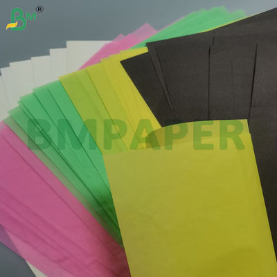 30g - 90g Papel Cupcake Liner não revestido Cor-de-rosa Fenda de óleo Resistente a altas temperaturas